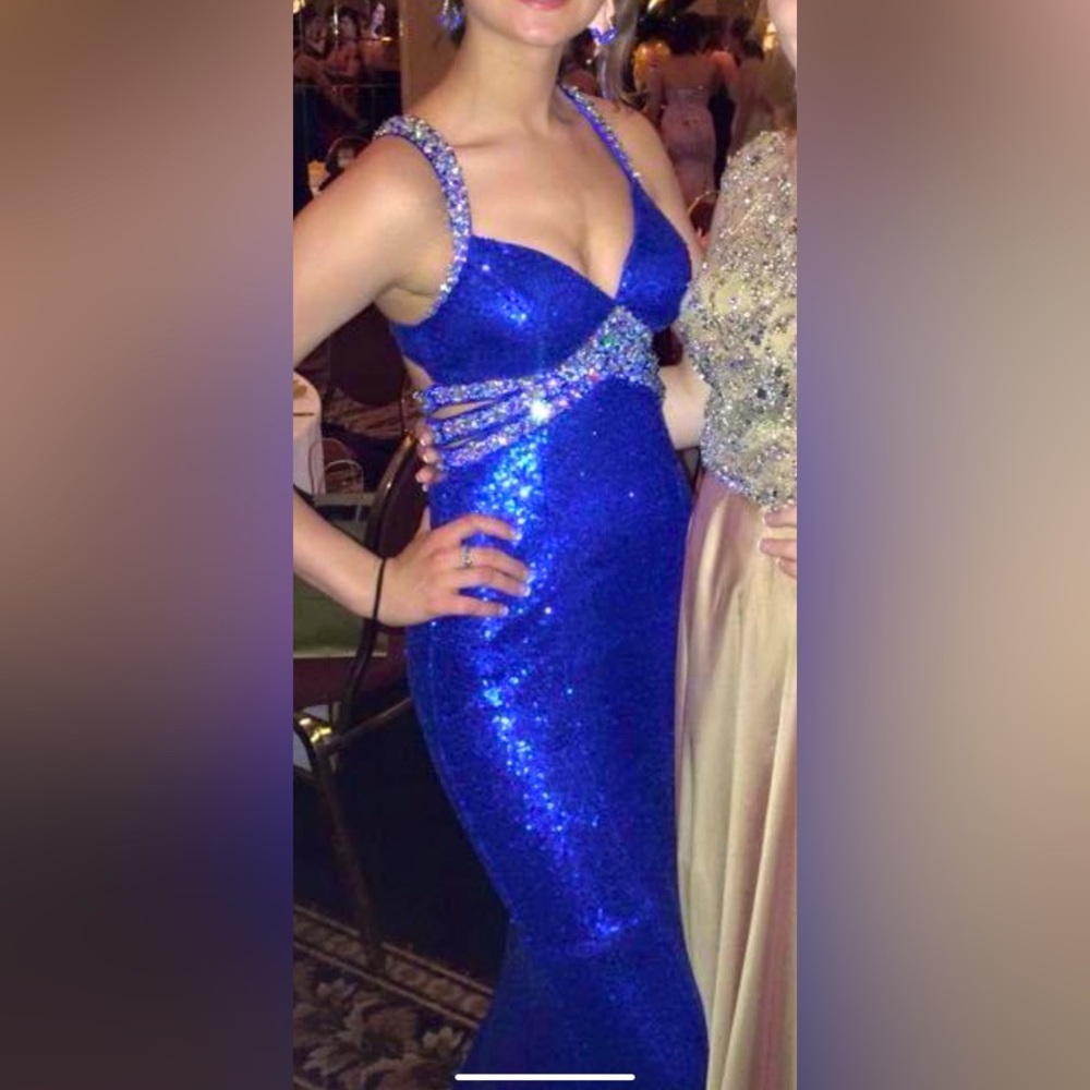Beautiful royal blue dress for a special occasion!